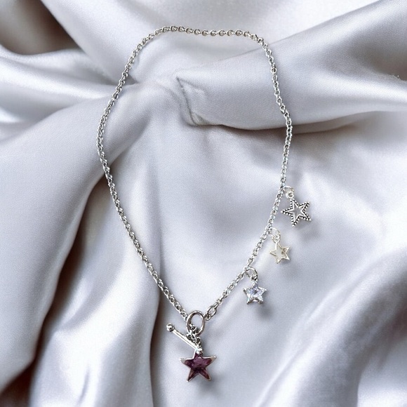 Chic Silver toned Star Necklace with cubic zirconia star toggle closure 16” - Picture 8 of 17